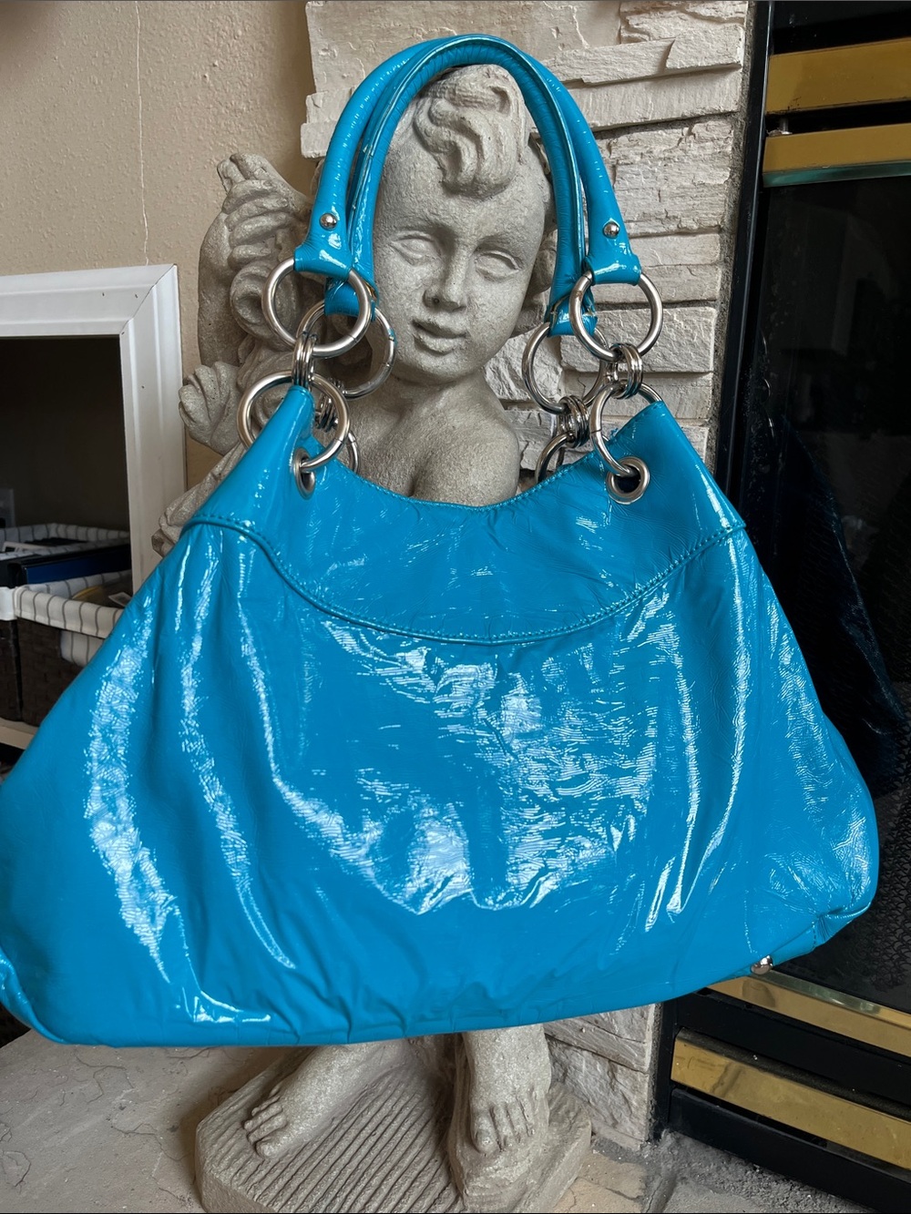 Bisou Bisou Shiny Turquoise Patent Shoulder Bag with Silver Hardware - Picture 2 of 7